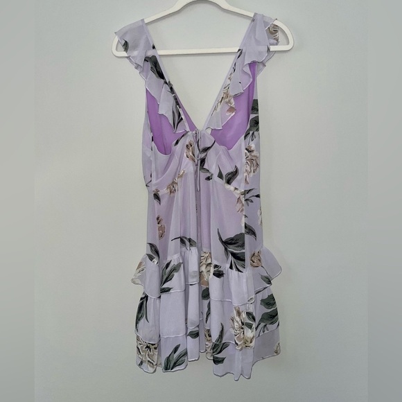 Tobi Lavendar Floral Ruffle Mini Dress Size Medium - Picture 4 of 9